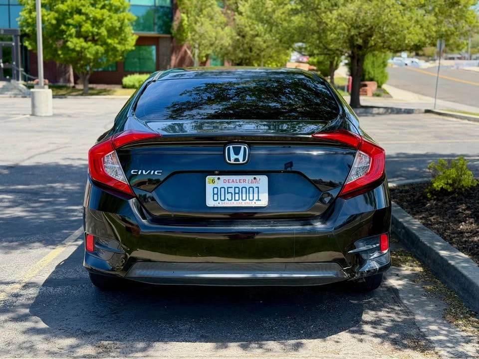 2016 Honda Civic 10th Gen - Image 8 of 19