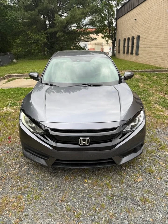 2016 Honda Civic 10th Gen - Image 2 of 11