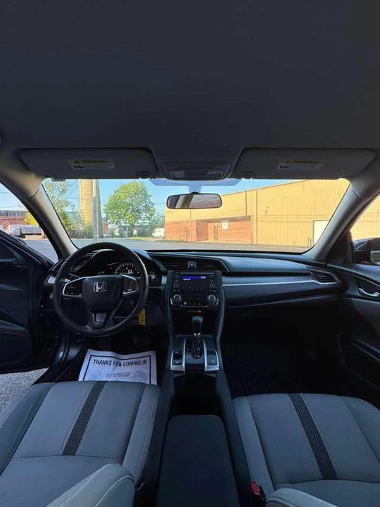 2016 Honda Civic 10th Gen - Image 6 of 11