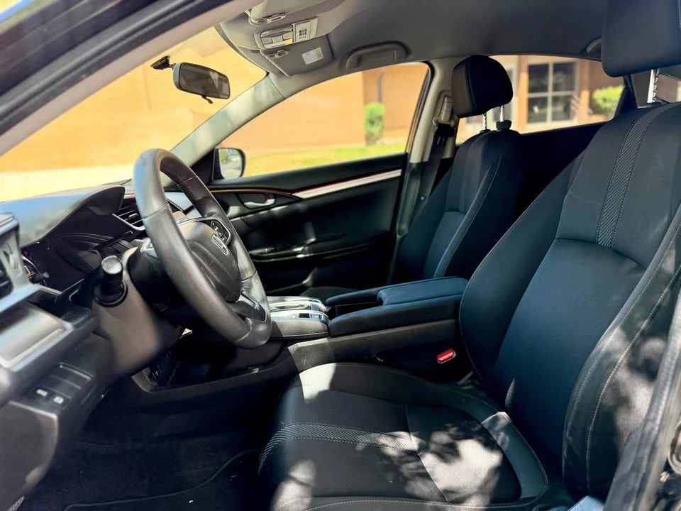 2016 Honda Civic 10th Gen - Image 13 of 17