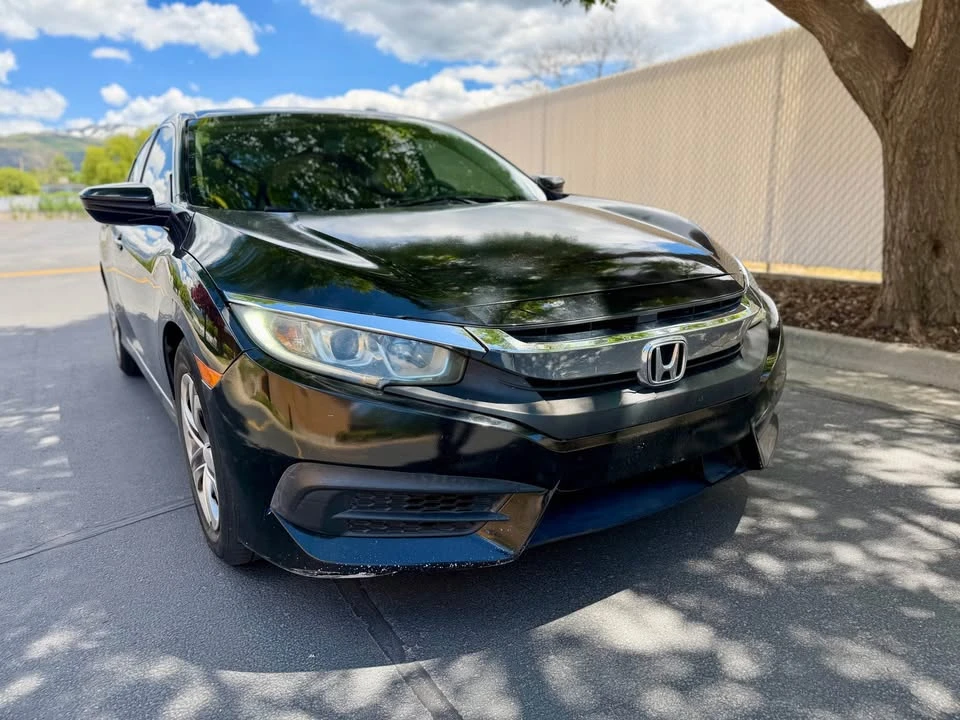 2016 Honda Civic 10th Gen - Image 6 of 17