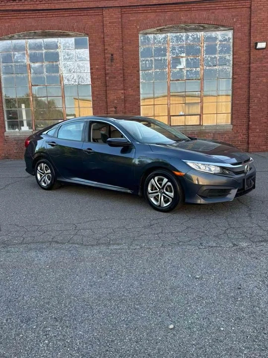 2016 Honda Civic 10th Gen - Image 3 of 11