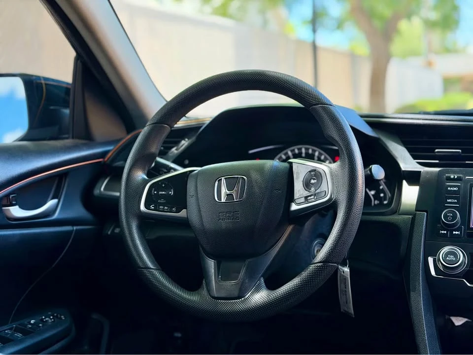 2016 Honda Civic 10th Gen - Image 8 of 17
