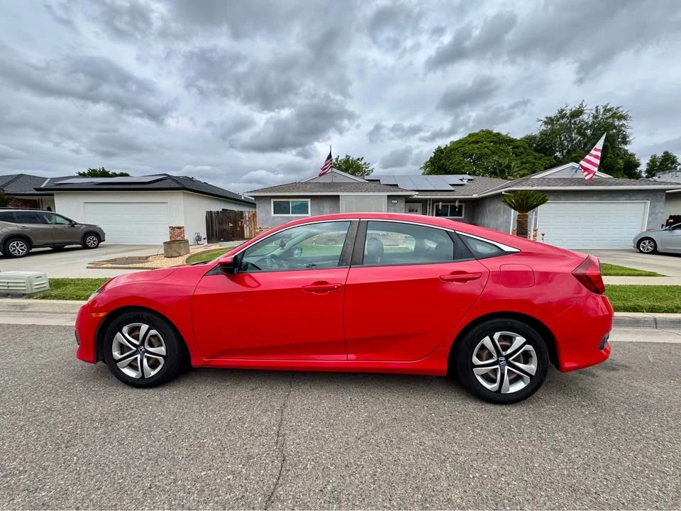2016 Honda Civic 10th Gen - Image 3 of 20