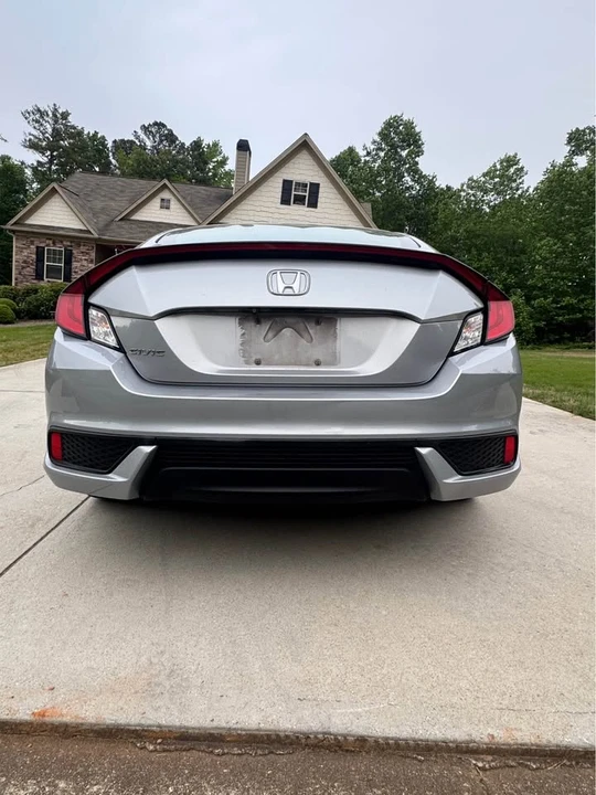 2016 Honda Civic 10th Gen - Image 4 of 15