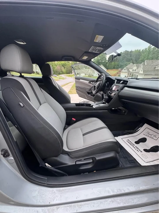 2016 Honda Civic 10th Gen - Image 10 of 15
