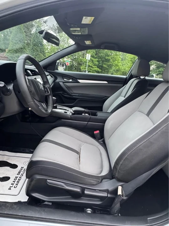 2016 Honda Civic 10th Gen - Image 9 of 15