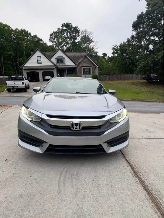 2016 Honda Civic 10th Gen - Image 8 of 15