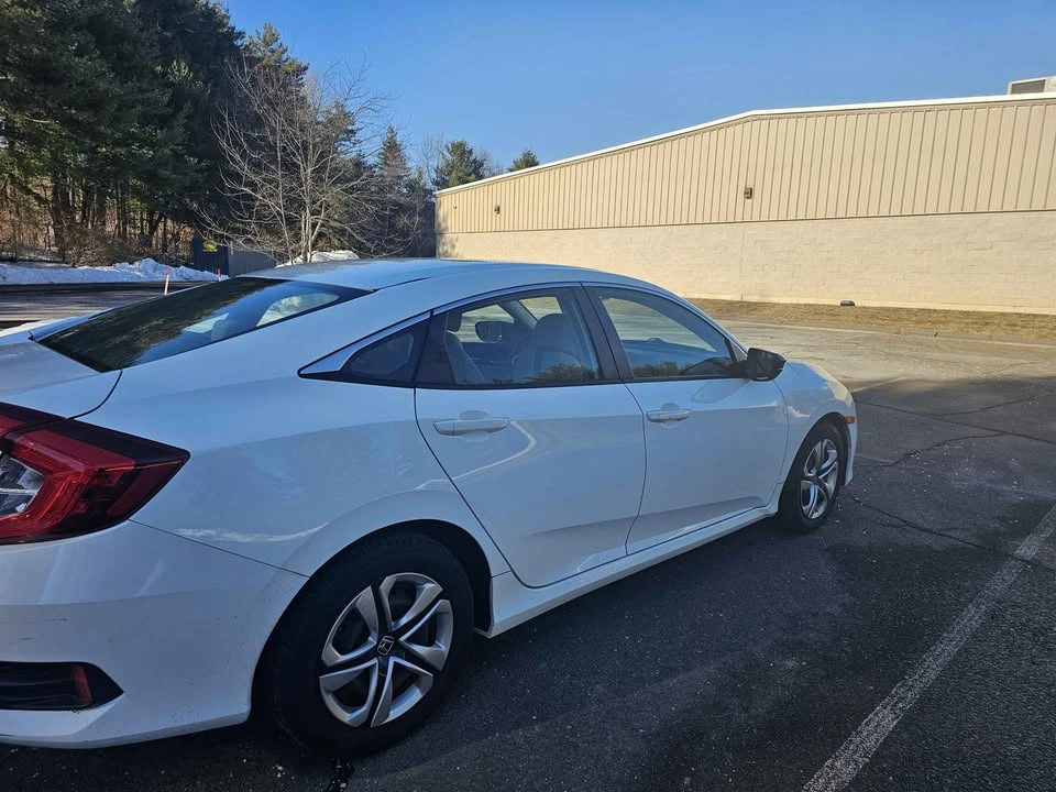2016 Honda Civic 10th Gen - Image 5 of 20