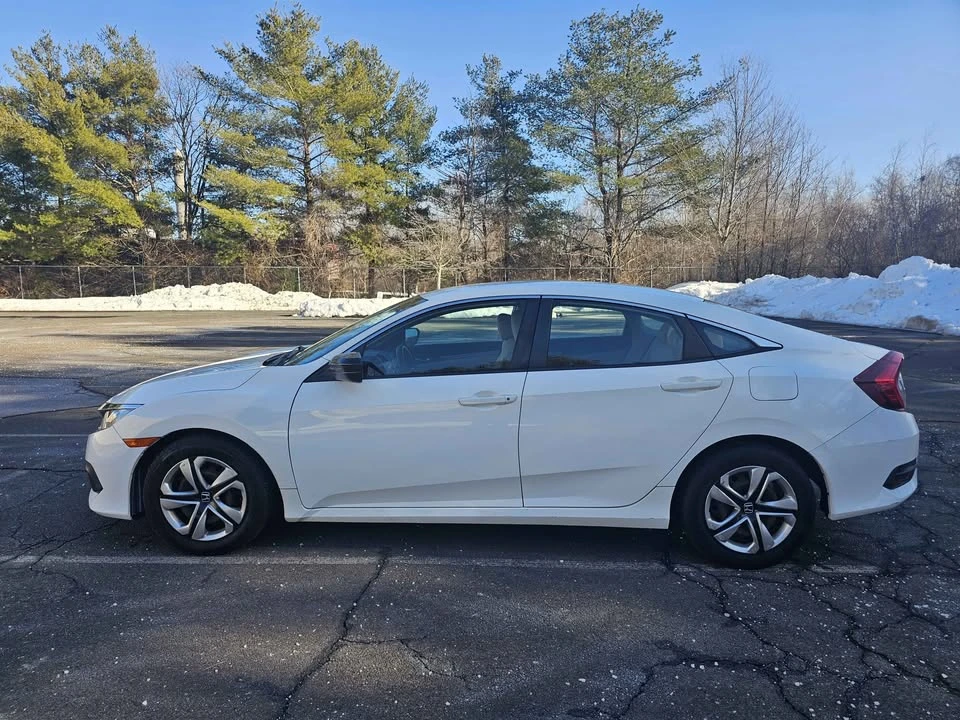 2016 Honda Civic 10th Gen - Image 8 of 20