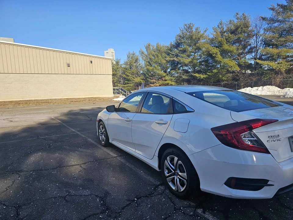 2016 Honda Civic 10th Gen - Image 4 of 20