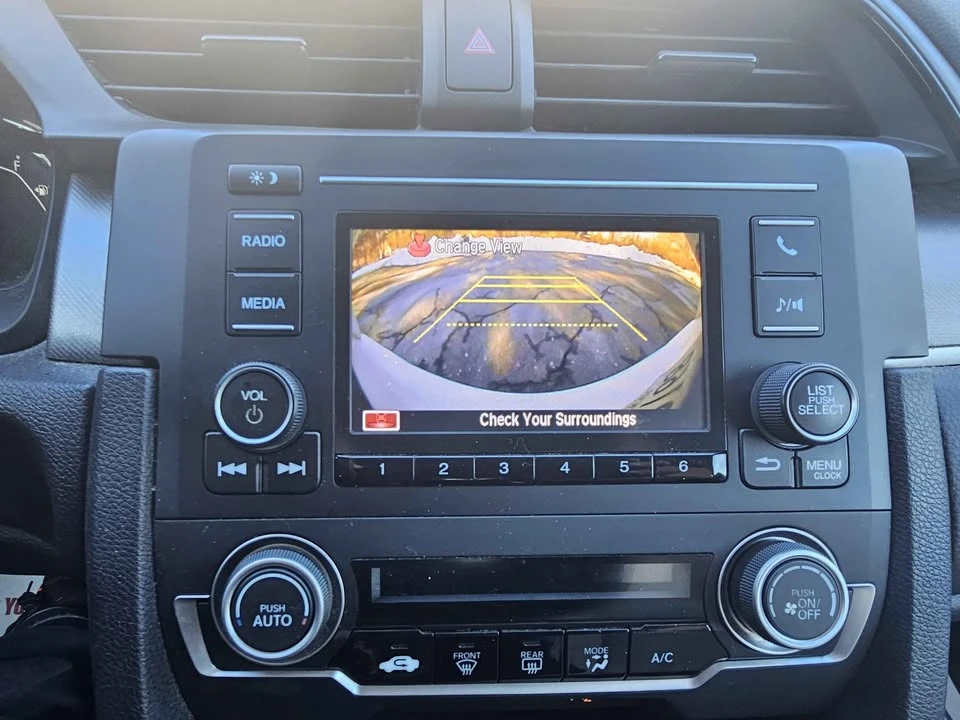 2016 Honda Civic 10th Gen - Image 10 of 20
