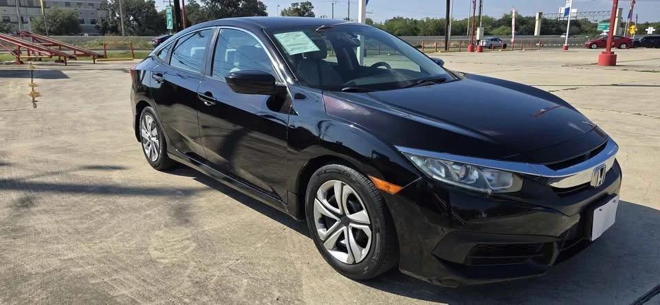 2016 Honda Civic 10th Gen - Image 2 of 14