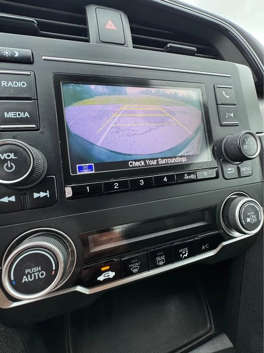 2016 Honda Civic 10th Gen - Image 8 of 15
