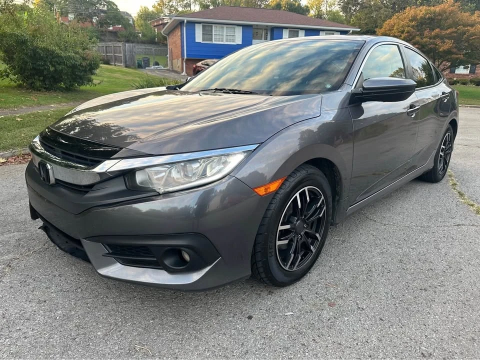 2016 Honda Civic 10th Gen - Image 2 of 16
