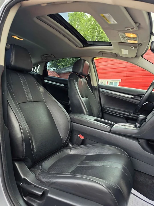 2016 Honda Civic 10th Gen - Image 12 of 13