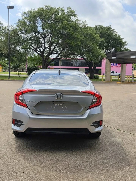 2016 Honda Civic 10th Gen - Image 4 of 13