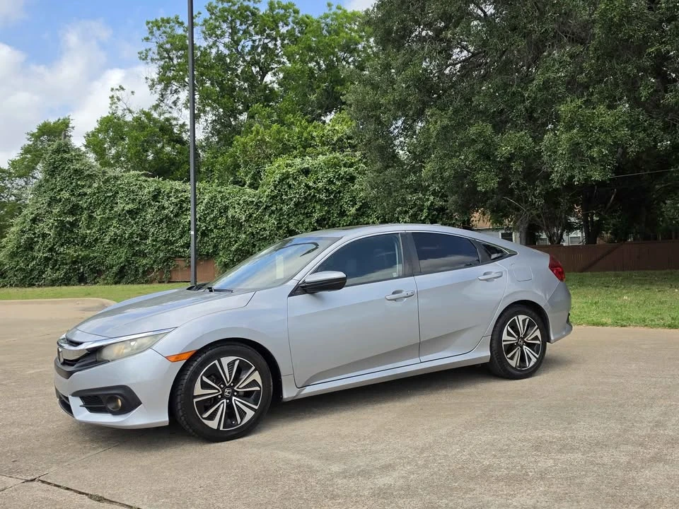 2016 Honda Civic 10th Gen - Image 2 of 13