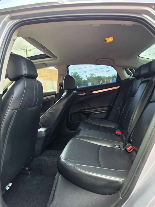 2016 Honda Civic 10th Gen - Image 6 of 13