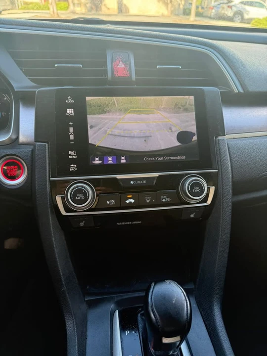 2016 Honda Civic 10th Gen - Image 14 of 15