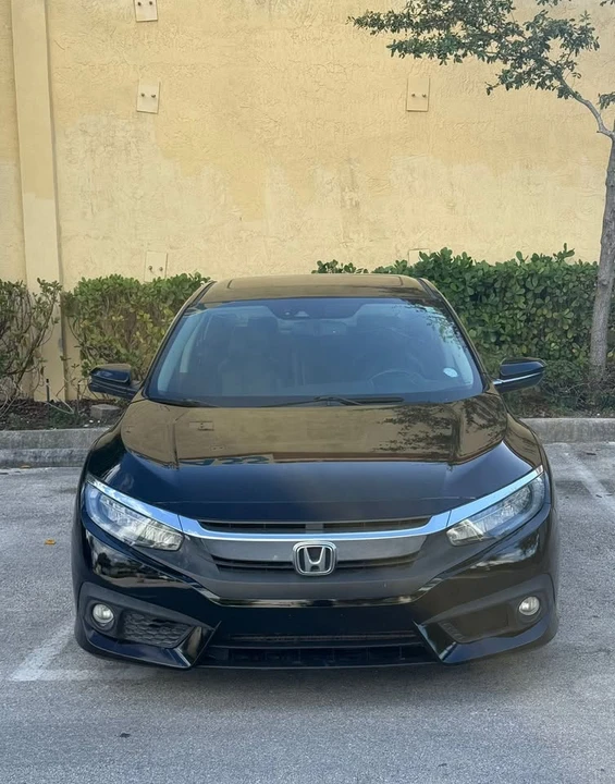 2016 Honda Civic 10th Gen - Image 2 of 15