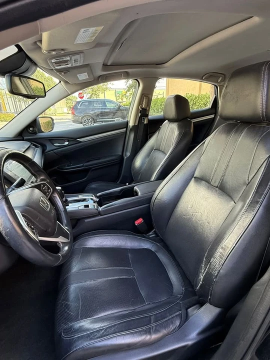 2016 Honda Civic 10th Gen - Image 9 of 15