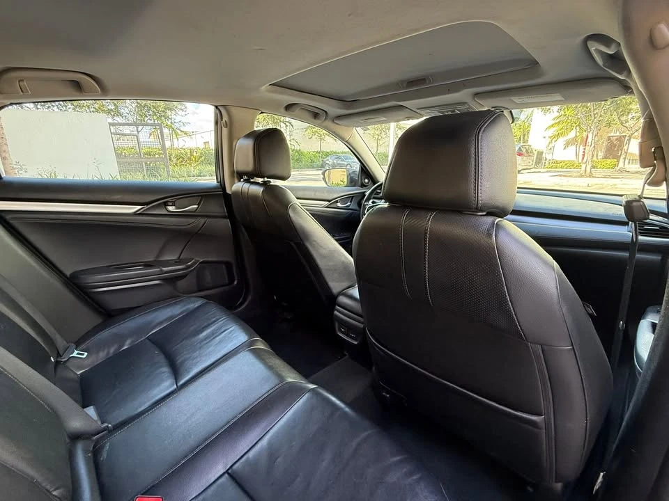 2016 Honda Civic 10th Gen - Image 15 of 15