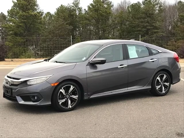 2016 Honda Civic 10th Gen - Image 3 of 10