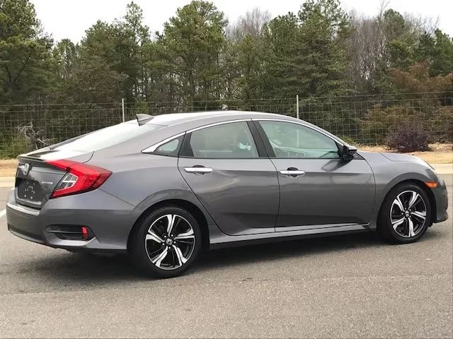 2016 Honda Civic 10th Gen - Image 2 of 10