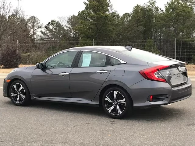 2016 Honda Civic 10th Gen - Image 4 of 10