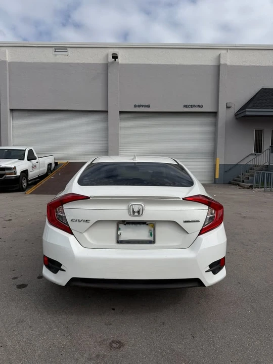 2016 Honda Civic 10th Gen - Image 4 of 20
