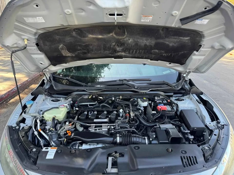 2016 Honda Civic 10th Gen - Image 15 of 18