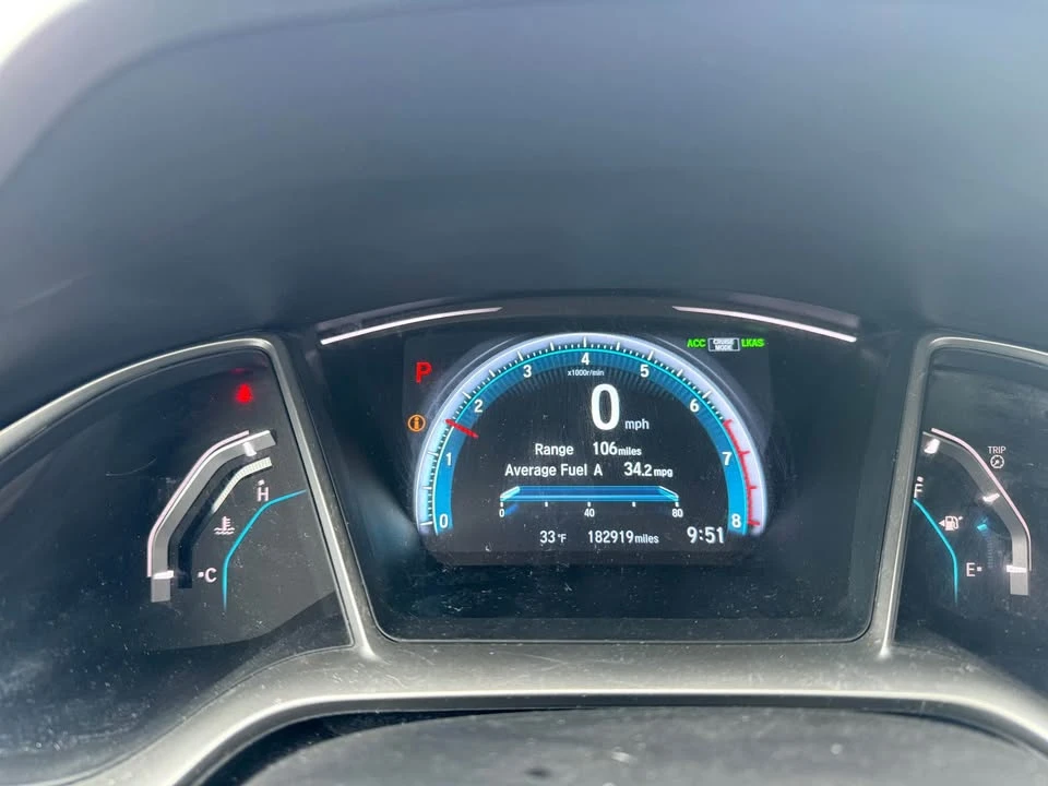 2016 Honda Civic 10th Gen - Image 9 of 16