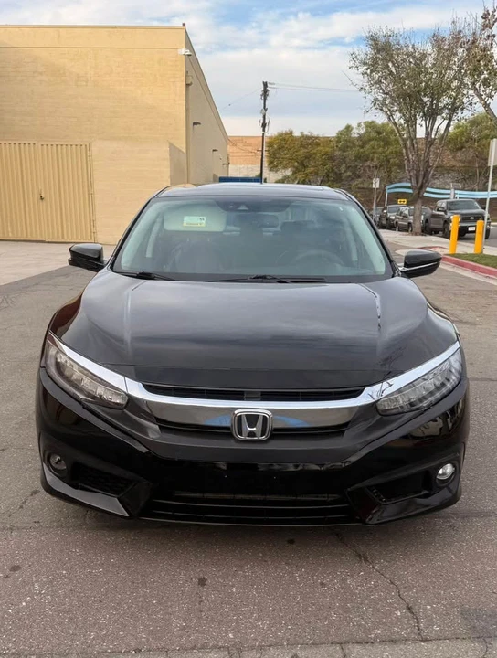 2016 Honda Civic 10th Gen - Image 5 of 12