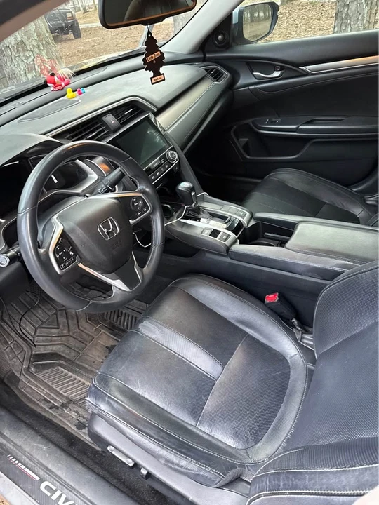 2016 Honda Civic 10th Gen - Image 5 of 5