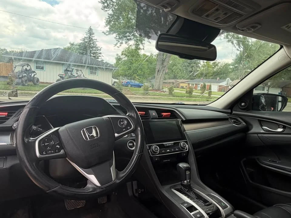 2016 Honda Civic 10th Gen - Image 2 of 10
