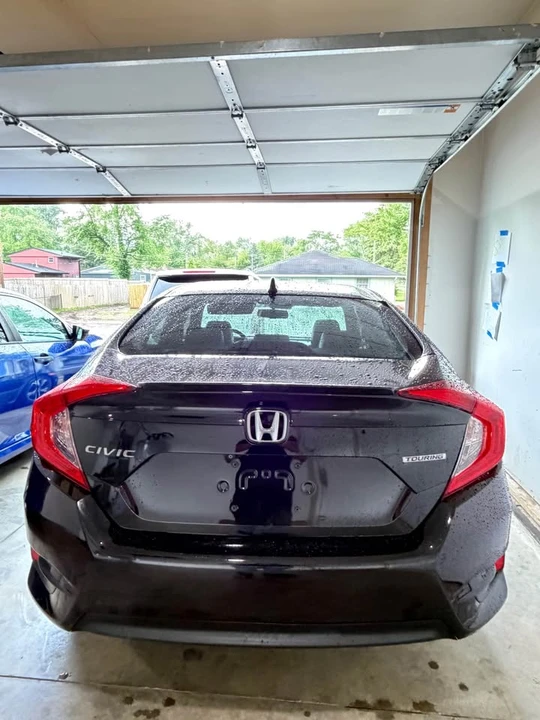 2016 Honda Civic 10th Gen - Image 4 of 10