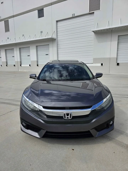 2016 Honda Civic 10th Gen - Image 4 of 20