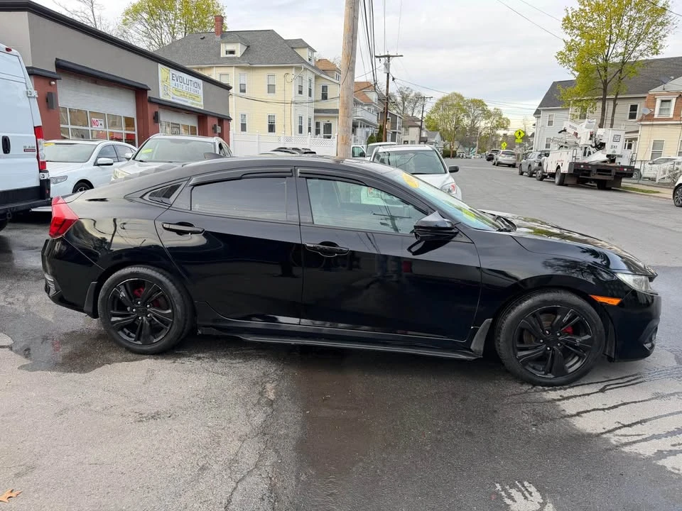2016 Honda Civic 10th Gen - Image 9 of 11