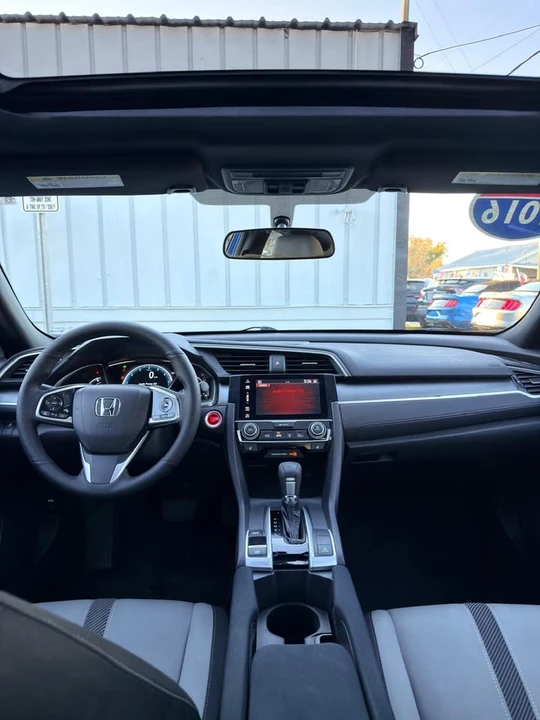2016 Honda Civic 10th Gen - Image 10 of 14