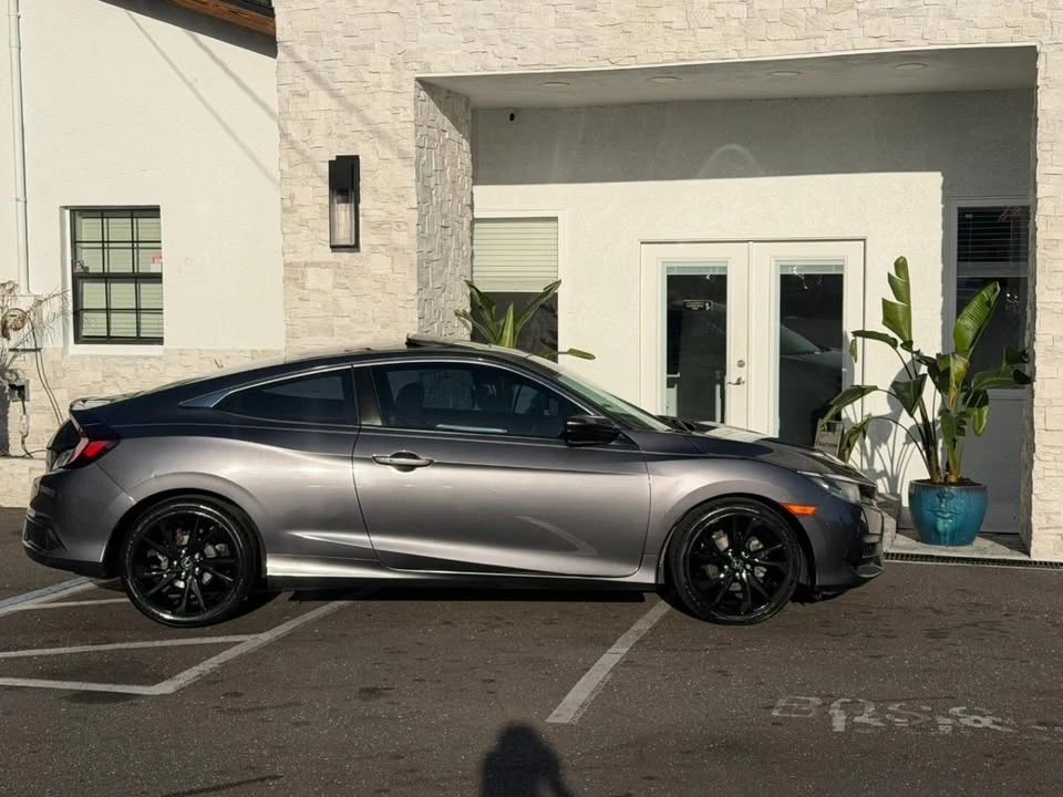 2016 Honda Civic 10th Gen - Image 18 of 20