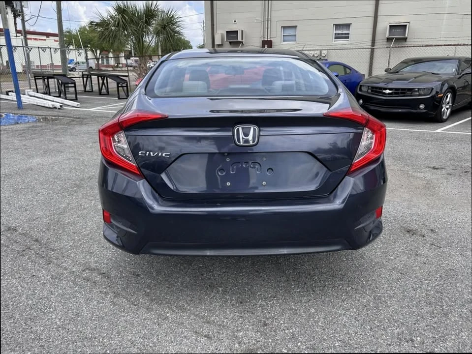2016 Honda Civic 10th Gen - Image 6 of 16