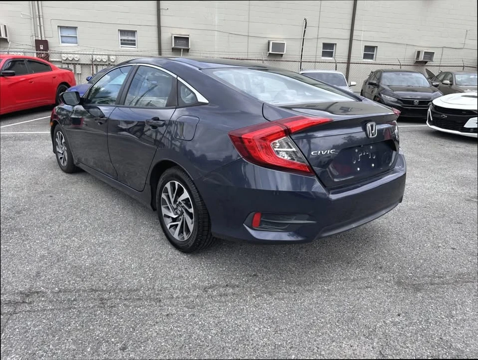 2016 Honda Civic 10th Gen - Image 4 of 16