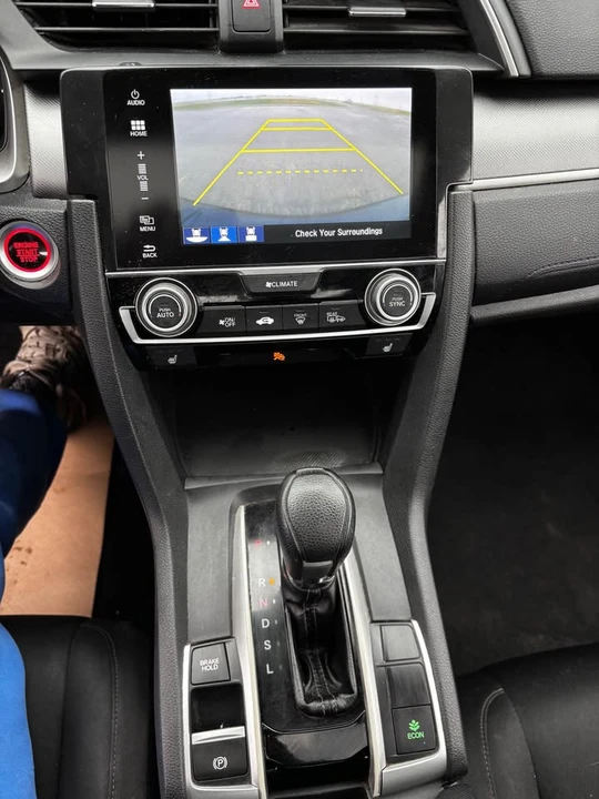 2016 Honda Civic 10th Gen - Image 12 of 13