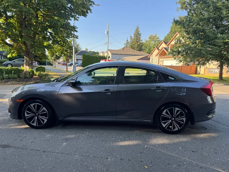 2016 Honda Civic 10th Gen - Image 3 of 17