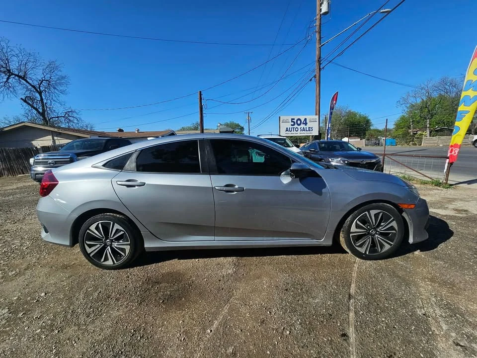 2016 Honda Civic 10th Gen - Image 4 of 9