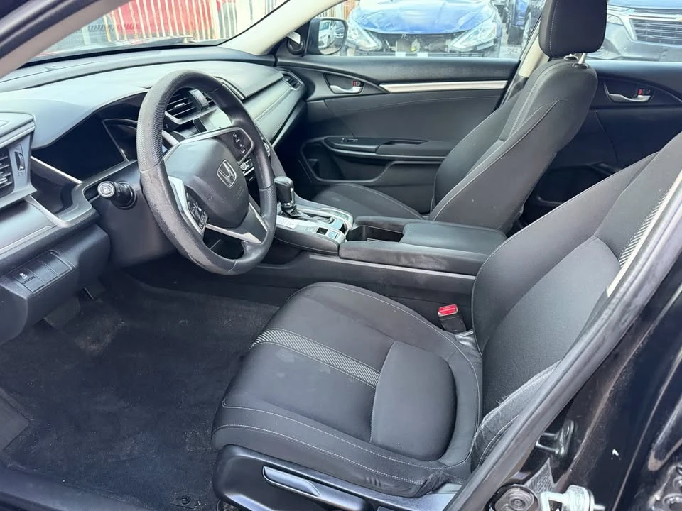 2016 Honda Civic 10th Gen - Image 12 of 17