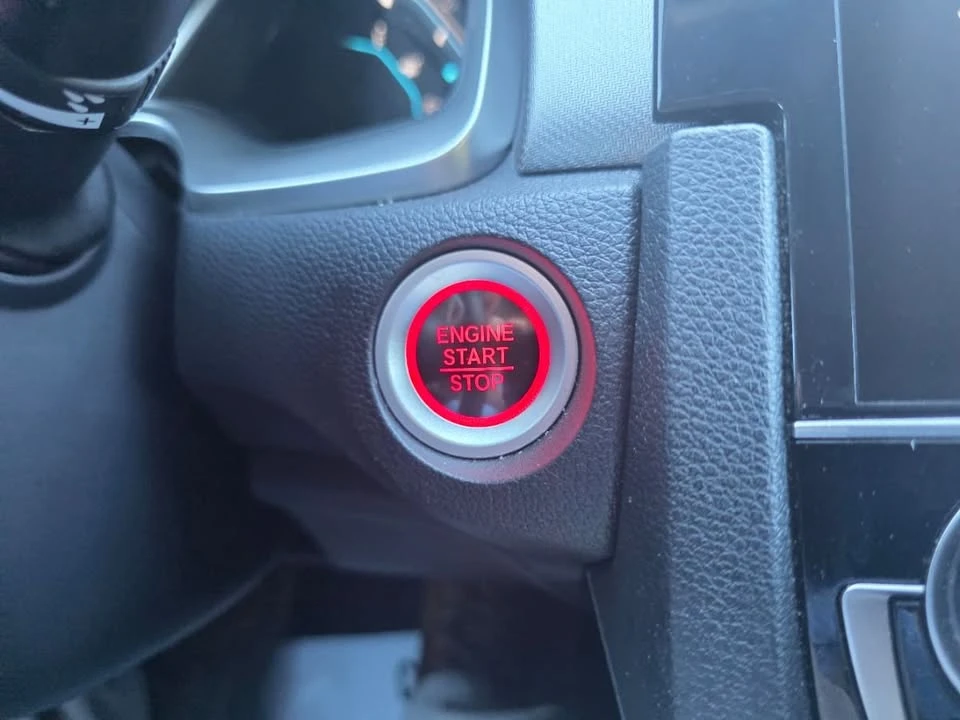 2016 Honda Civic 10th Gen - Image 15 of 20