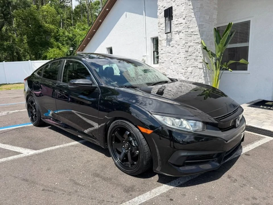 2016 Honda Civic 10th Gen - Image 19 of 20