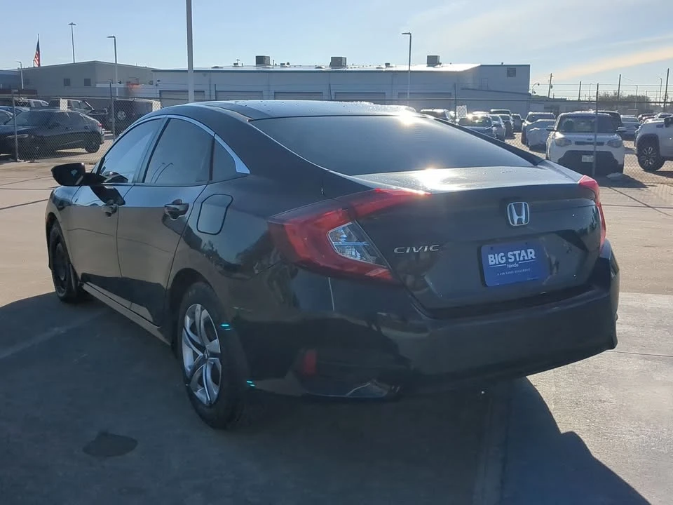 2016 Honda Civic 10th Gen - Image 6 of 12